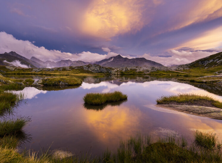 Bergsee, Schweiz, Sonnenuntergang, Natur, Fotografie, Wandbild, Spiegelung, Abendrot, Wolken, Berge, Wasser, See, Fotoworkshop